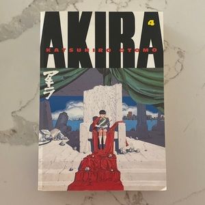 Akira Book 4